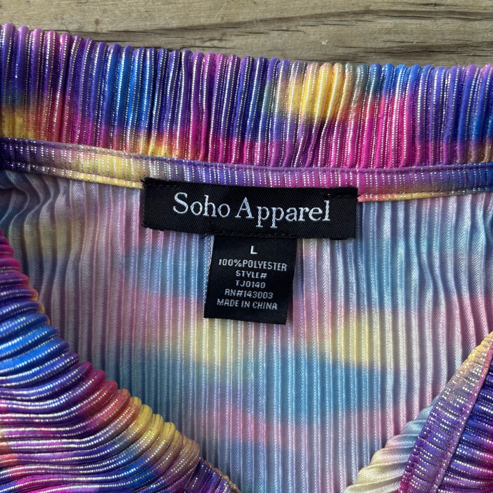 Shiny Ribbed Colorful Cropped Raver Shirt - Picture 3 of 4